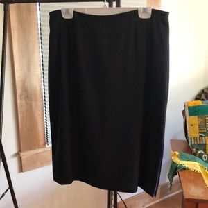 Ladies SZ 16 black lined Skirt with kick pleat/ slit